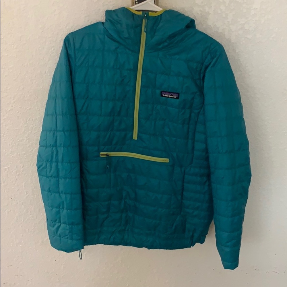 Patagonia Quarter Zip Up!